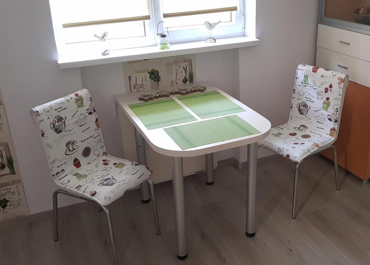 Green Apartman Târgu-Mureş Esterno foto