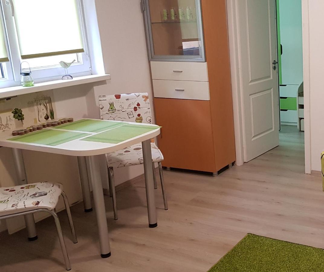Green Apartman Târgu-Mureş Esterno foto