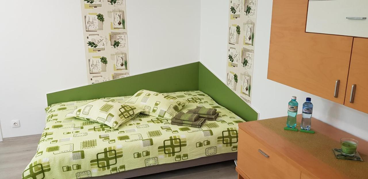 Green Apartman Târgu-Mureş Esterno foto